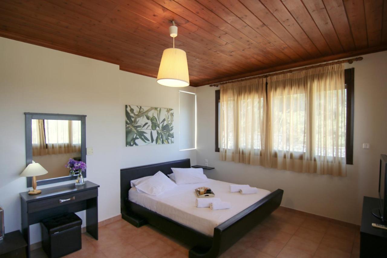 Villa Summer Breeze Nikiana Esterno foto