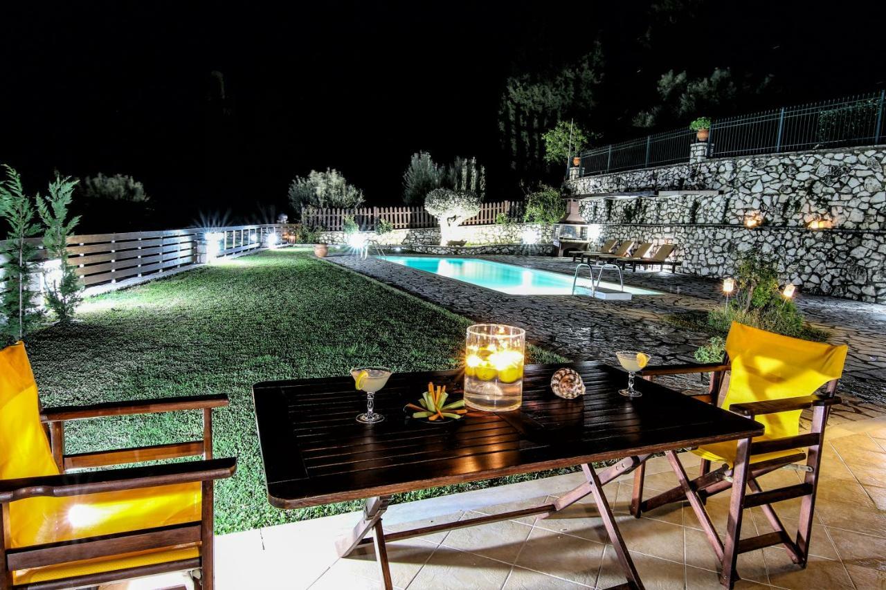 Villa Summer Breeze Nikiana Esterno foto