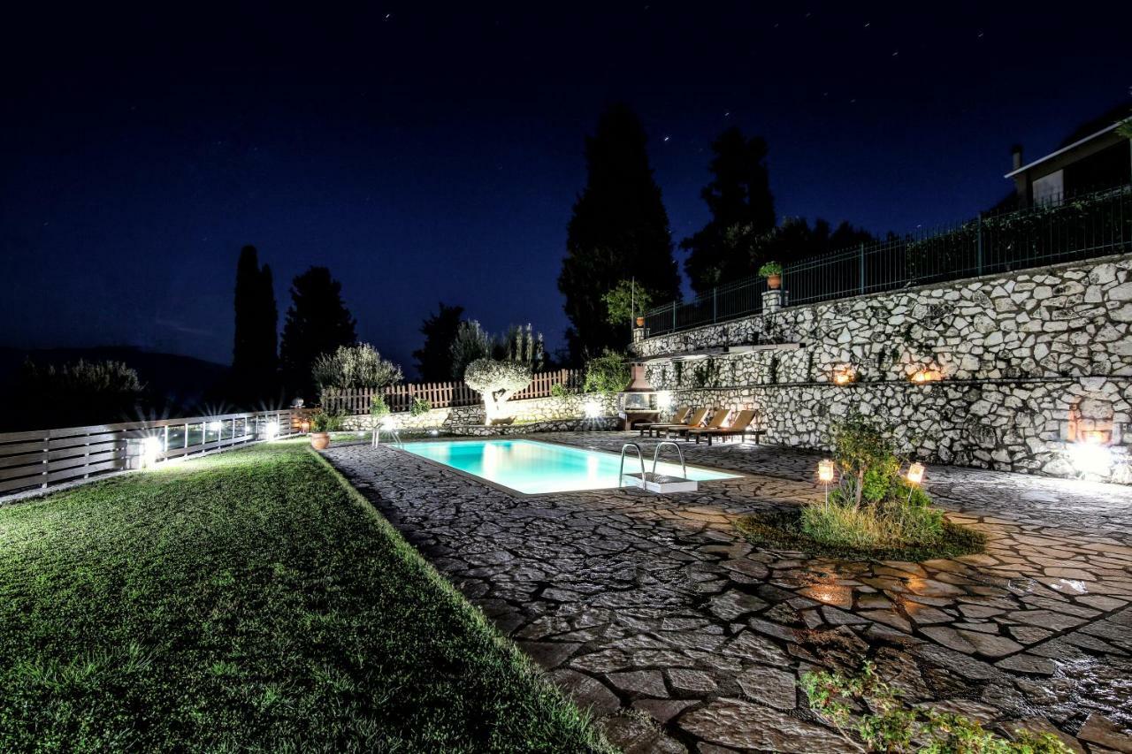Villa Summer Breeze Nikiana Esterno foto
